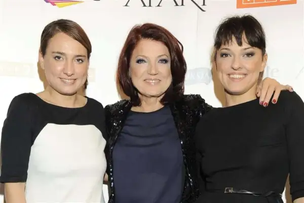 Urszula Dudziak z córkami, które wyglądają jak jej wnuki.